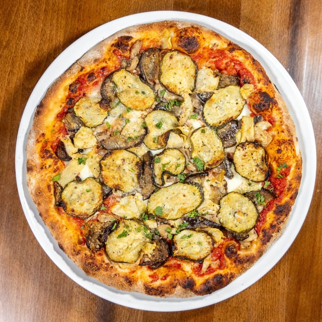 Macri's Famous Veggie Pizza Napoletana.