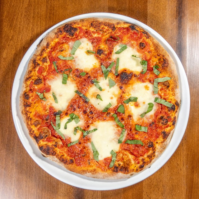 Margherita Pizza Napoletana.
